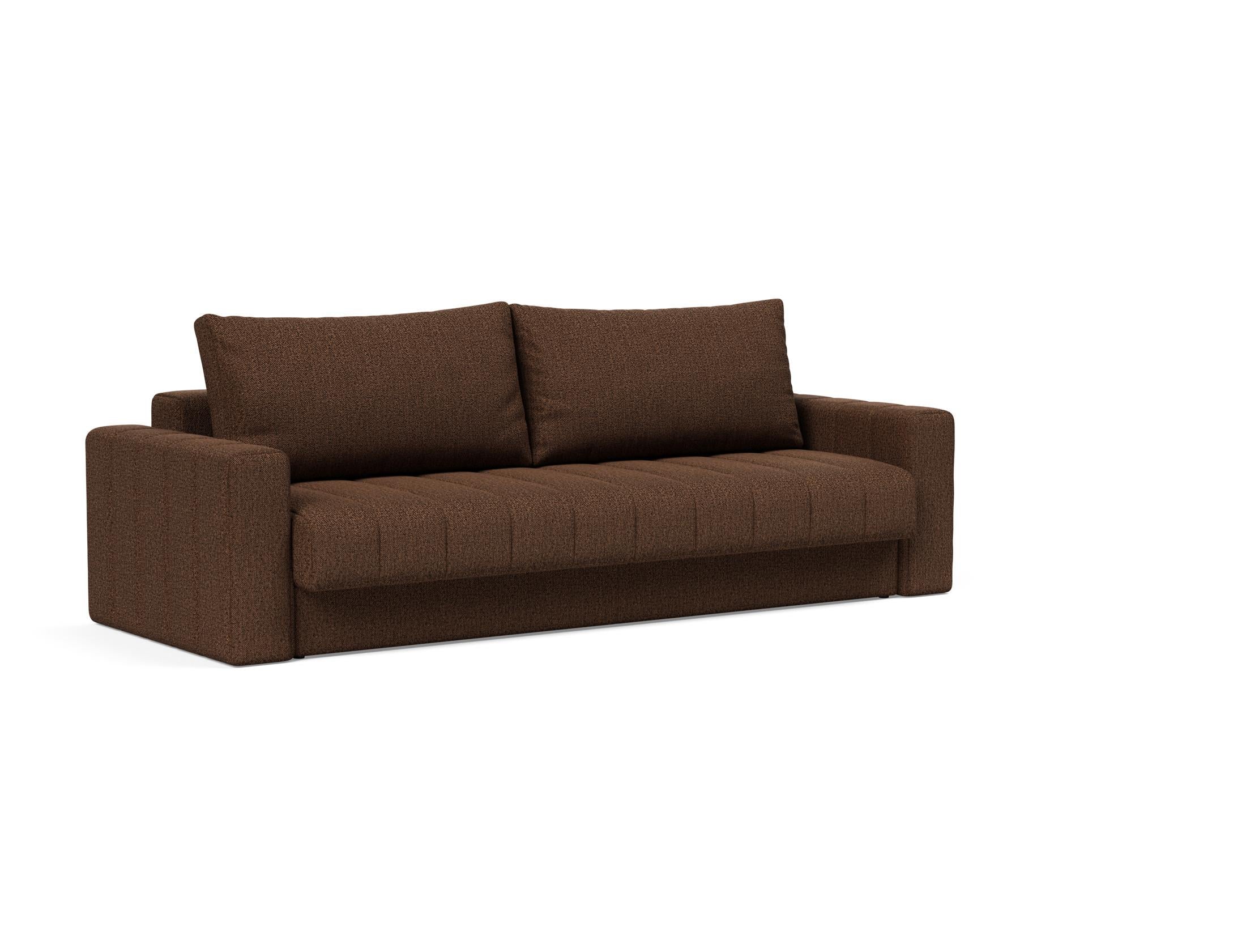 Akello avec des bras