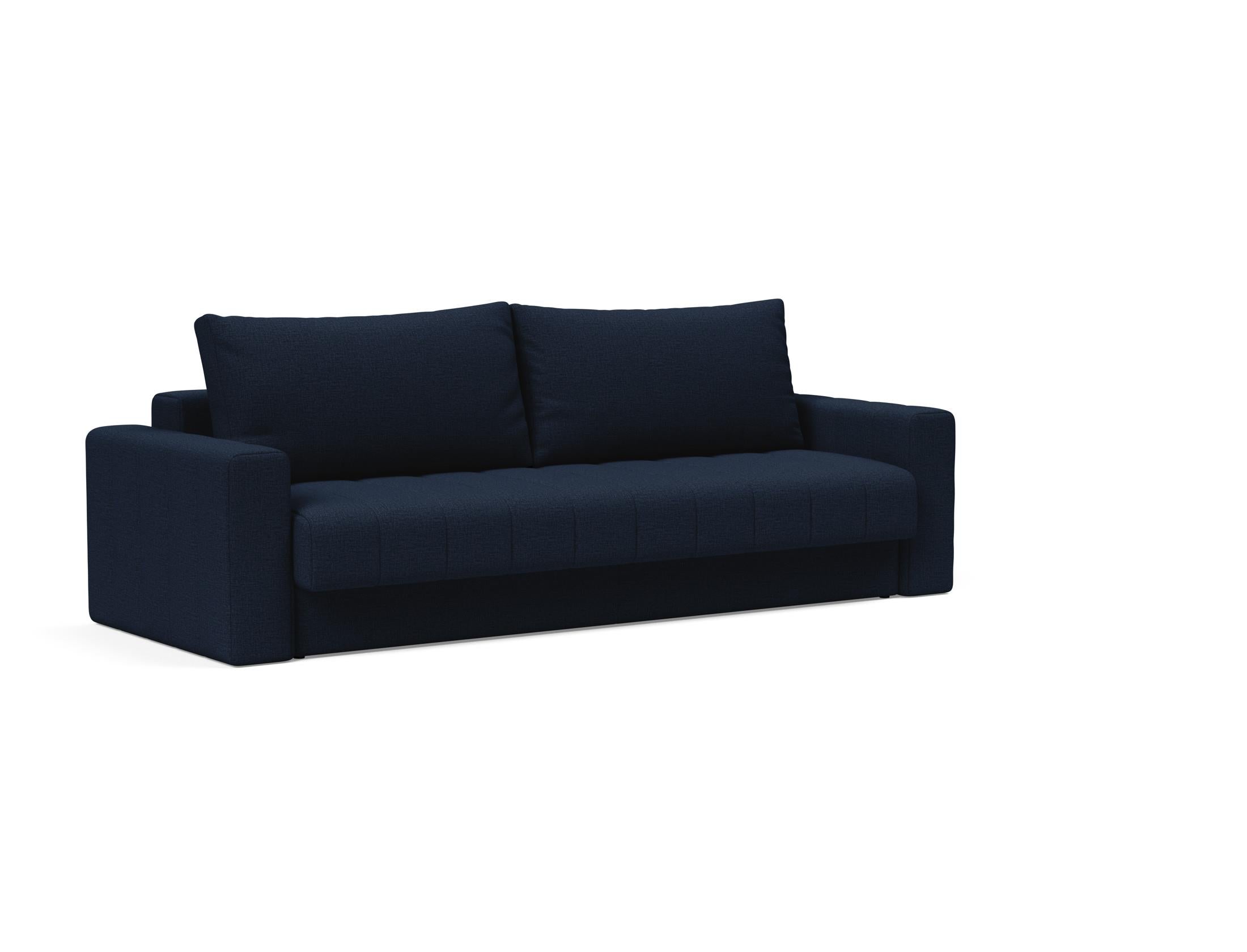 Akello avec des bras