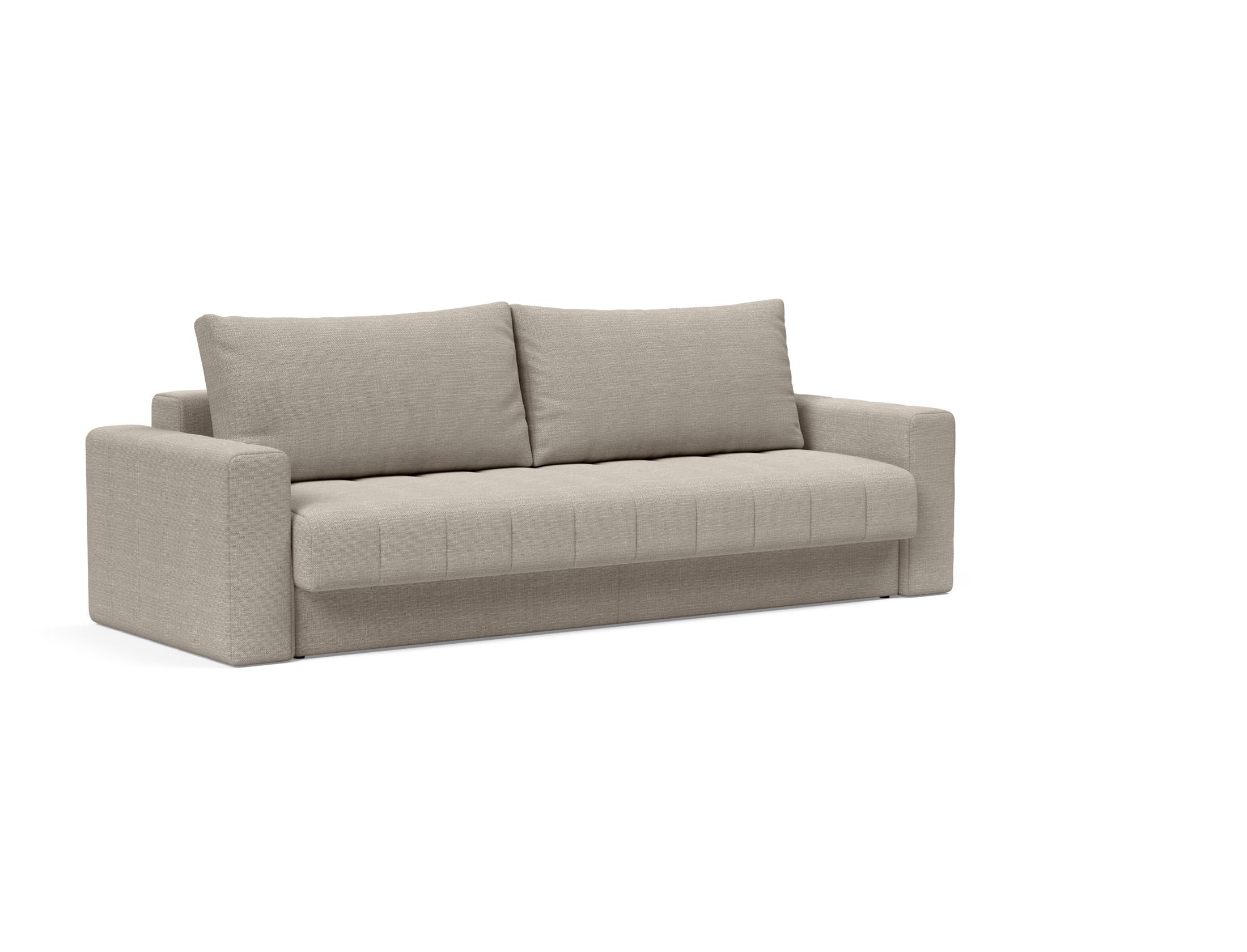 Akello avec des bras