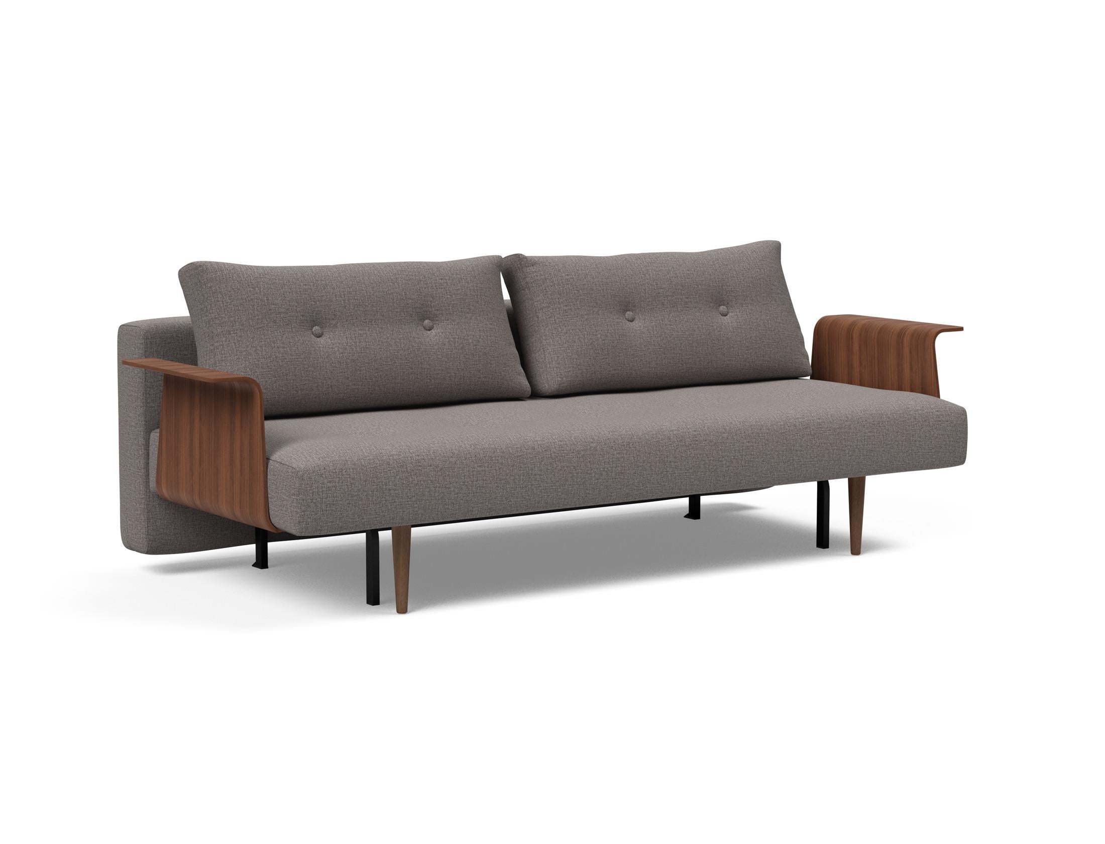 Bras en noyer refondu